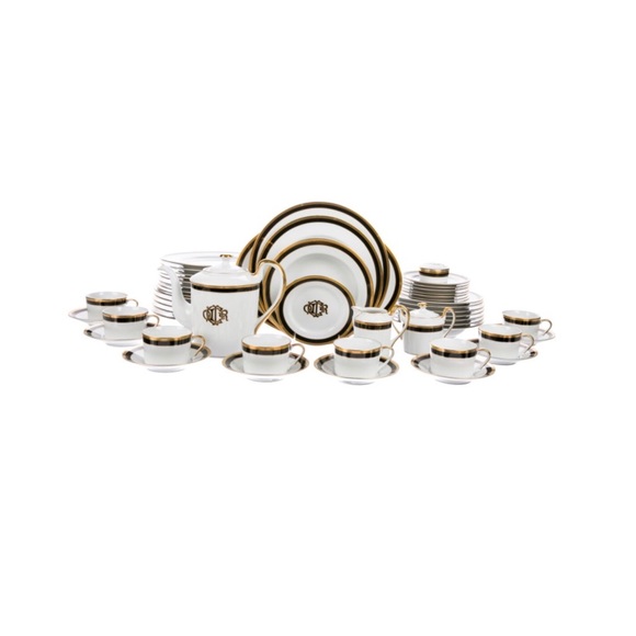 CHRISTIAN DIOR MONOGRAM 52 pieces dinnerware set. - Picture 6 of 8